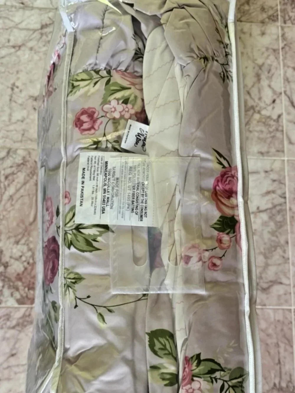 NEW Harlow & Wren Twin Ruched Comforter 2pc Set Pink Rose Floral